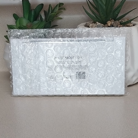 NEW LASH STEP mad about you eyeshadow palette full size retails for  $45 - Picture 4 of 5